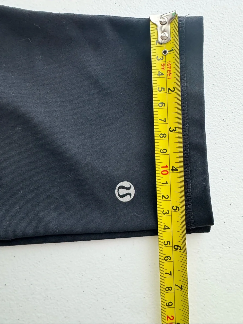 Lululemon Wunder Under Crop Leggings Black Size 6 Yoga Athletic